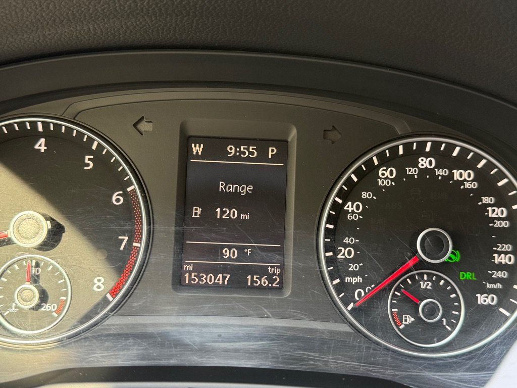 Used 2014 Volkswagen Passat 2.5 SE FWD image 12