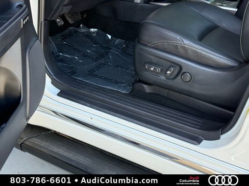 Used 2023 Toyota 4Runner Limited AWD/4WD image 22