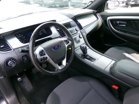 Used 2017 Ford Taurus SEL AWD/4WD image 13