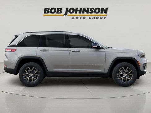 New 2025 Jeep Grand Cherokee Limited image 21