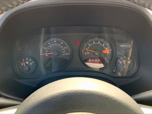 Used 2017 Jeep Compass 75th Anniversary w/ Power Value Group image 25