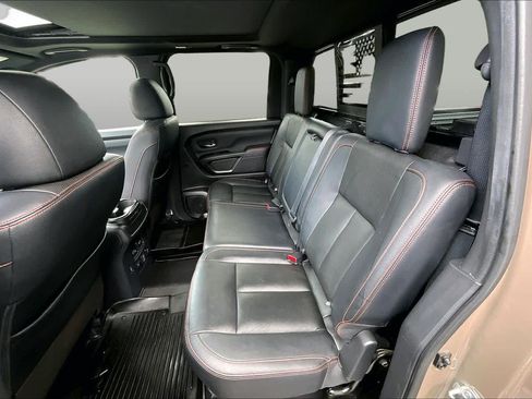 Used 2023 Nissan Titan PRO-4X w/ Pro-4x Convenience Package AWD/4WD image 21