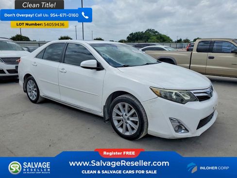 Used 2014 Toyota Camry XLE FWD image 5