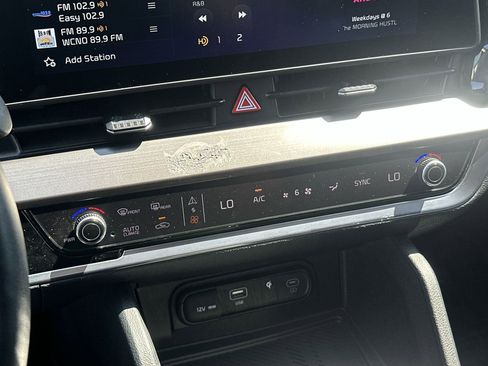 Certified 2025 Kia Sportage EX FWD image 19