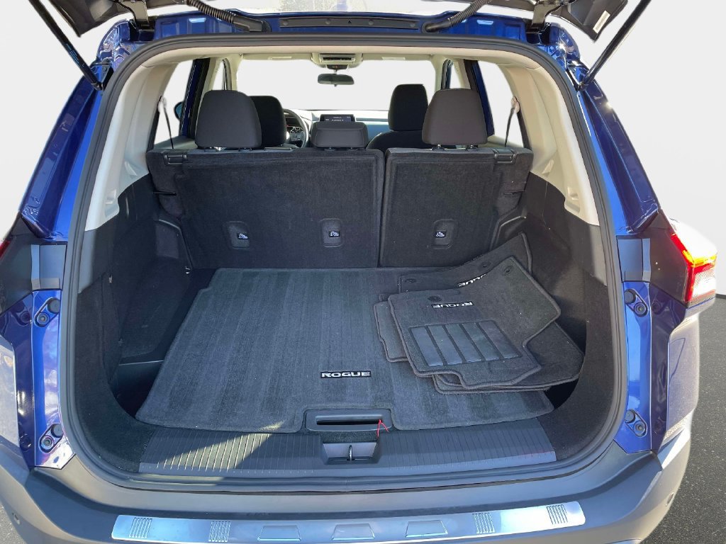 Used 2023 Nissan Rogue SV AWD/4WD image 15