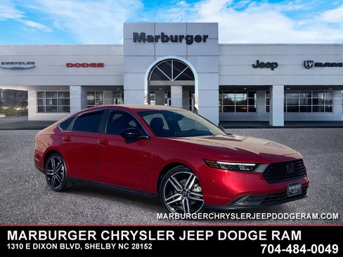 Used 2023 Honda Accord Sport image 1