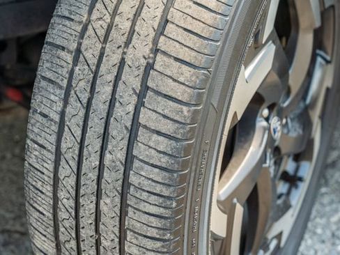 Used 2023 Subaru Crosstrek 2.5i Limited image 16