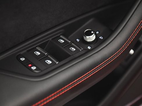 Used 2024 Audi S5 Prestige image 9