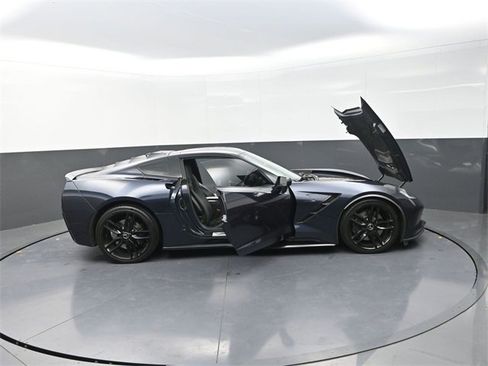 Used 2015 Chevrolet Corvette Stingray Z51 w/ 2LT Preferred Equipment Group image 38