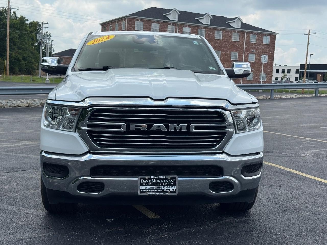 Used 2024 RAM 1500 Laramie RWD image 10