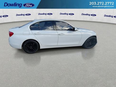Used 2017 BMW 330i xDrive Sedan image 3