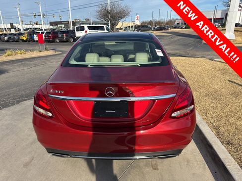 Used 2018 Mercedes-Benz C 300 Sedan image 5