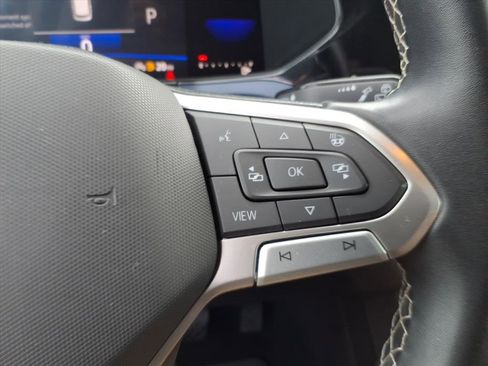 Certified 2023 Volkswagen Taos SE image 15