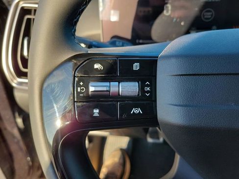 New 2026 Kia Sorento LX FWD image 14