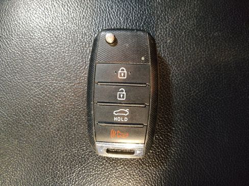Used 2020 Kia Optima LX FWD image 32