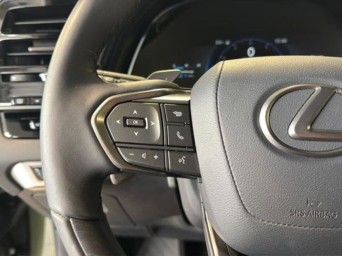 Used 2025 Lexus RX 350 Premium image 23