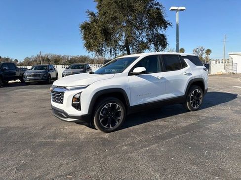 New 2026 Chevrolet Equinox LT w/ Convenience Package II image 2