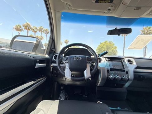 Used 2017 Toyota Tundra SR5 RWD image 15