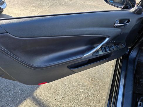 Used 2010 Lexus IS 250C image 20