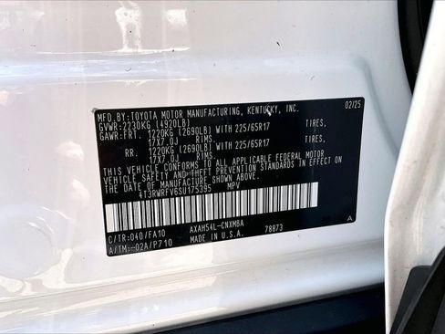 Used 2025 Toyota RAV4 XLE w/ Convenience Package image 16