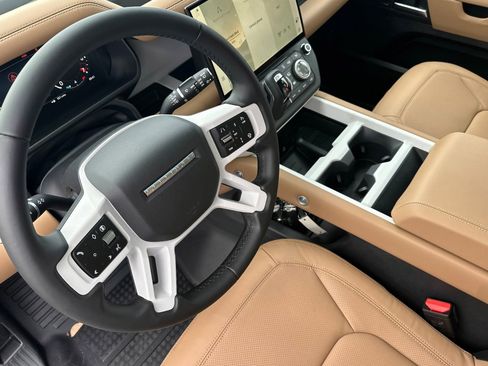 New 2026 Land Rover Defender 110 S image 5