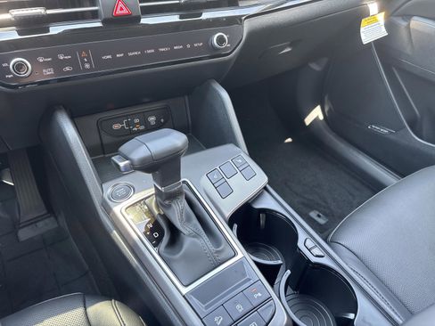 New 2026 Kia Sportage SX image 22