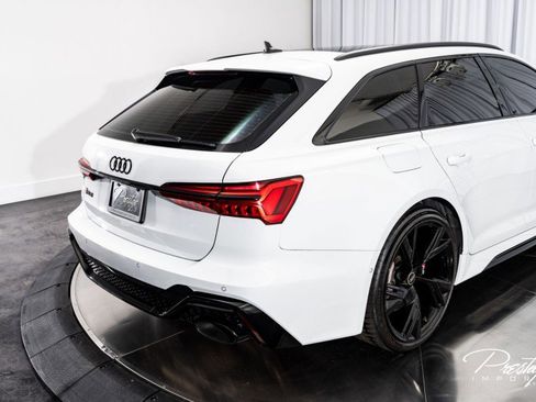 Used 2022 Audi RS 6 w/ Executive Package image 19
