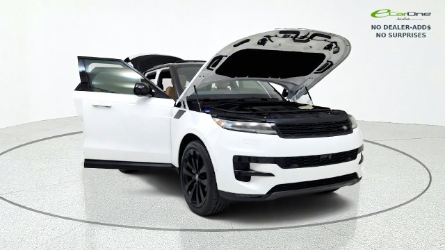 Used 2025 Land Rover Range Rover Sport SE AWD/4WD image 11