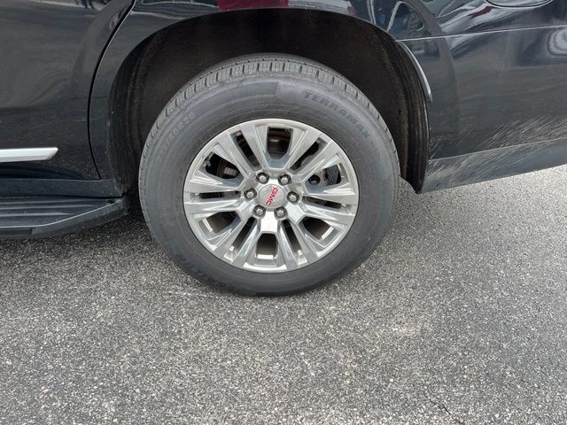 Used 2024 GMC Yukon Denali AWD/4WD image 5