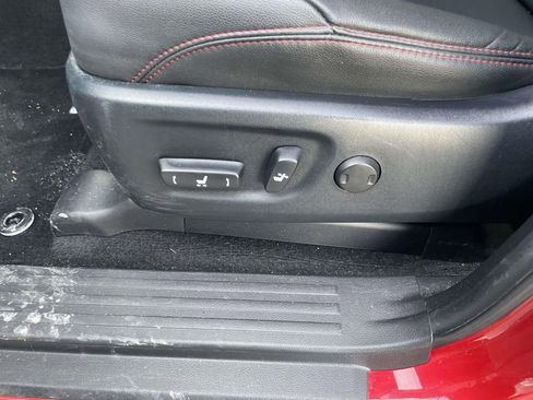 Used 2024 Toyota 4Runner TRD Off-Road Premium image 29