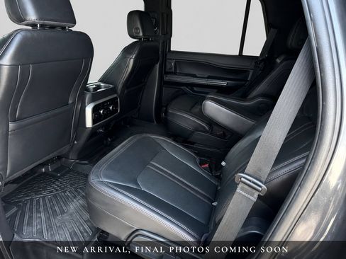 Used 2024 Ford Expedition Limited AWD/4WD image 5