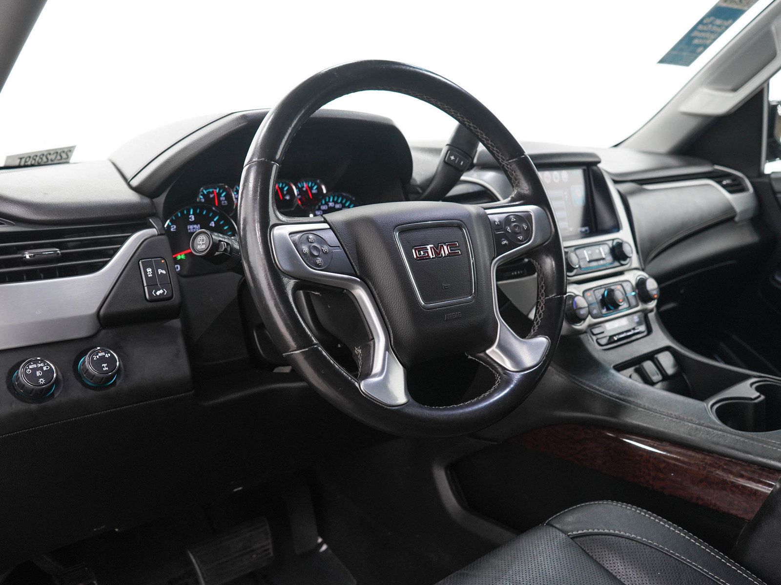 Used 2018 GMC Yukon SLE w/ SLE Value Package AWD/4WD image 27