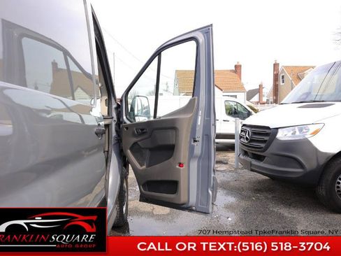 Used 2021 Ford Transit 250 T-250 148 Med Rf 9070 GVWR RW w/ Interior Upgrade Package image 23