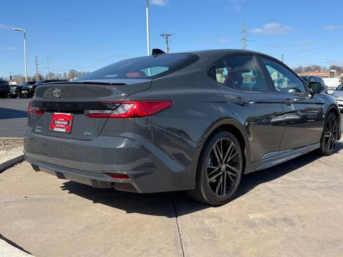 Used 2025 Toyota Camry XSE w/ Premium Plus Package image 5