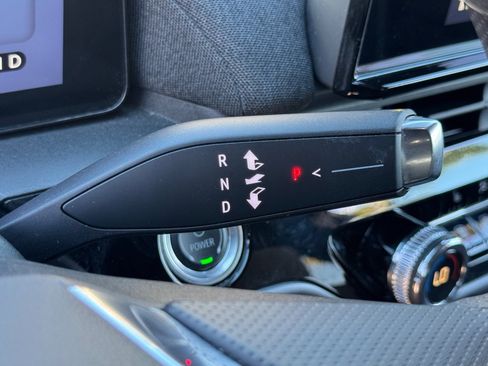 Used 2024 Honda Prologue EX image 25