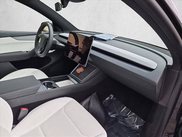 Used 2026 Tesla Model Y Long Range AWD/4WD image 24