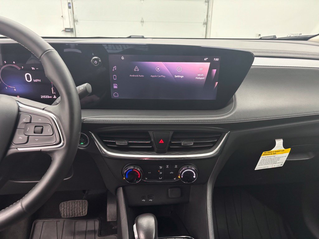 Used 2024 Buick Encore GX Preferred w/ Comfort Package FWD image 27