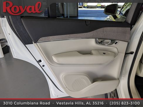 Used 2022 Volvo XC90 T6 Inscription w/ Advanced Package image 16