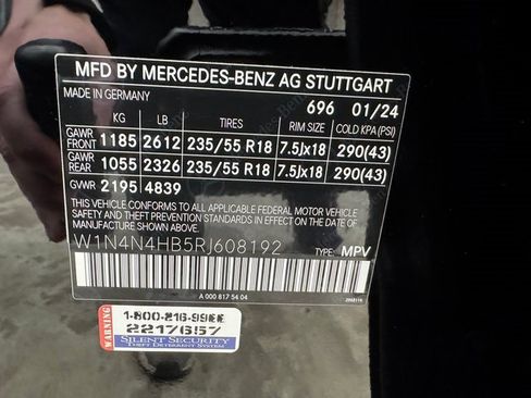 Certified 2024 Mercedes-Benz GLA 250 4MATIC image 30