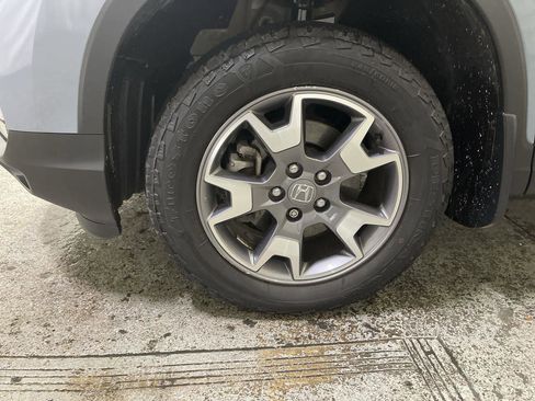 Used 2023 Honda Passport TrailSport image 10