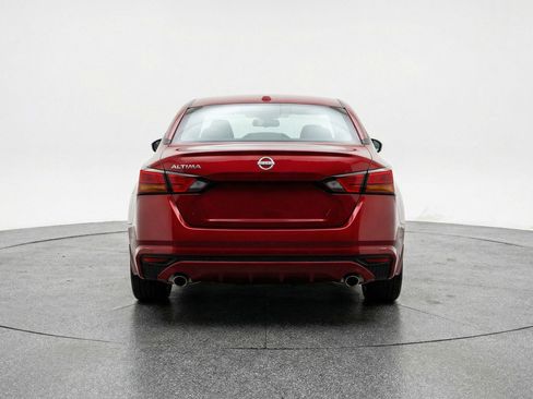 Used 2025 Nissan Altima 2.5 SV image 7