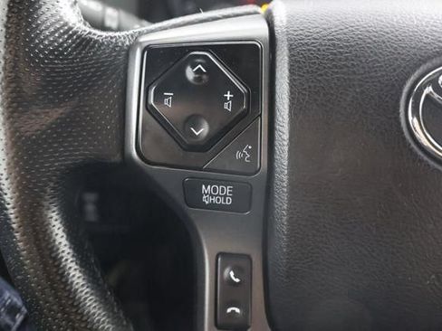 Used 2021 Toyota Tacoma TRD Off-Road AWD/4WD image 12
