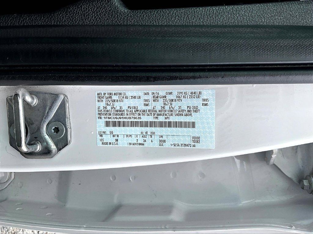 Used 2017 Ford Escape Titanium AWD/4WD image 22