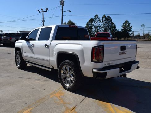 Used 2018 GMC Sierra 1500 Denali w/ Denali Ultimate Package image 4