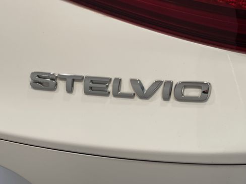 Used 2023 Alfa Romeo Stelvio Sprint AWD/4WD image 25