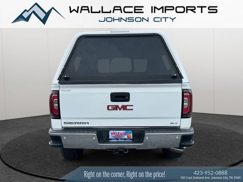 Used 2017 GMC Sierra 1500 SLT w/ SLT Premium Package AWD/4WD image 4