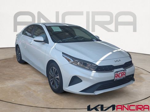 Certified 2023 Kia Forte LXS FWD image 1