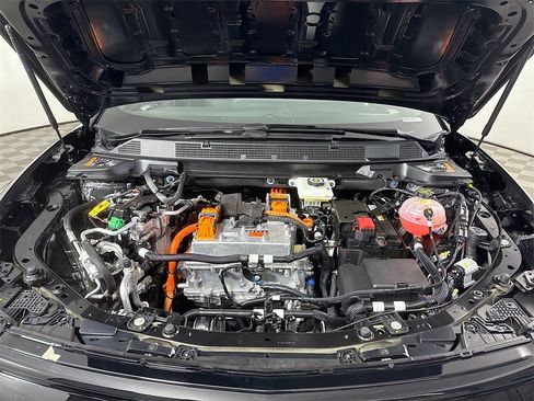 New 2026 Chevrolet Equinox EV LT image 23