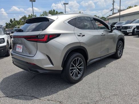 Used 2025 Lexus NX 250 FWD w/ Towing Package (2000 Lbs) image 4