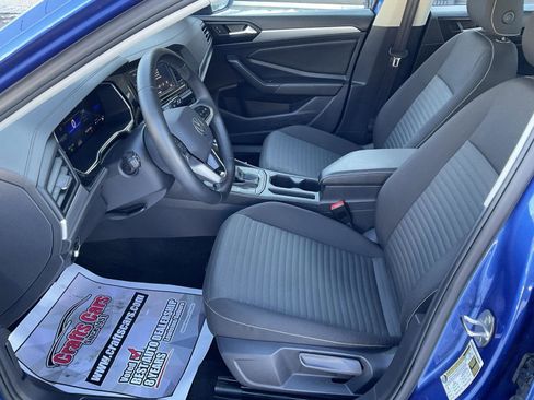 Used 2024 Volkswagen Jetta S image 10